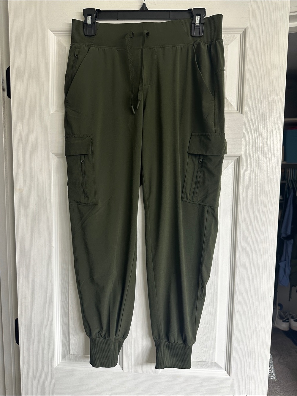 Women’s Olive Green Cargo Jogger Pants - Lightweight Comfort